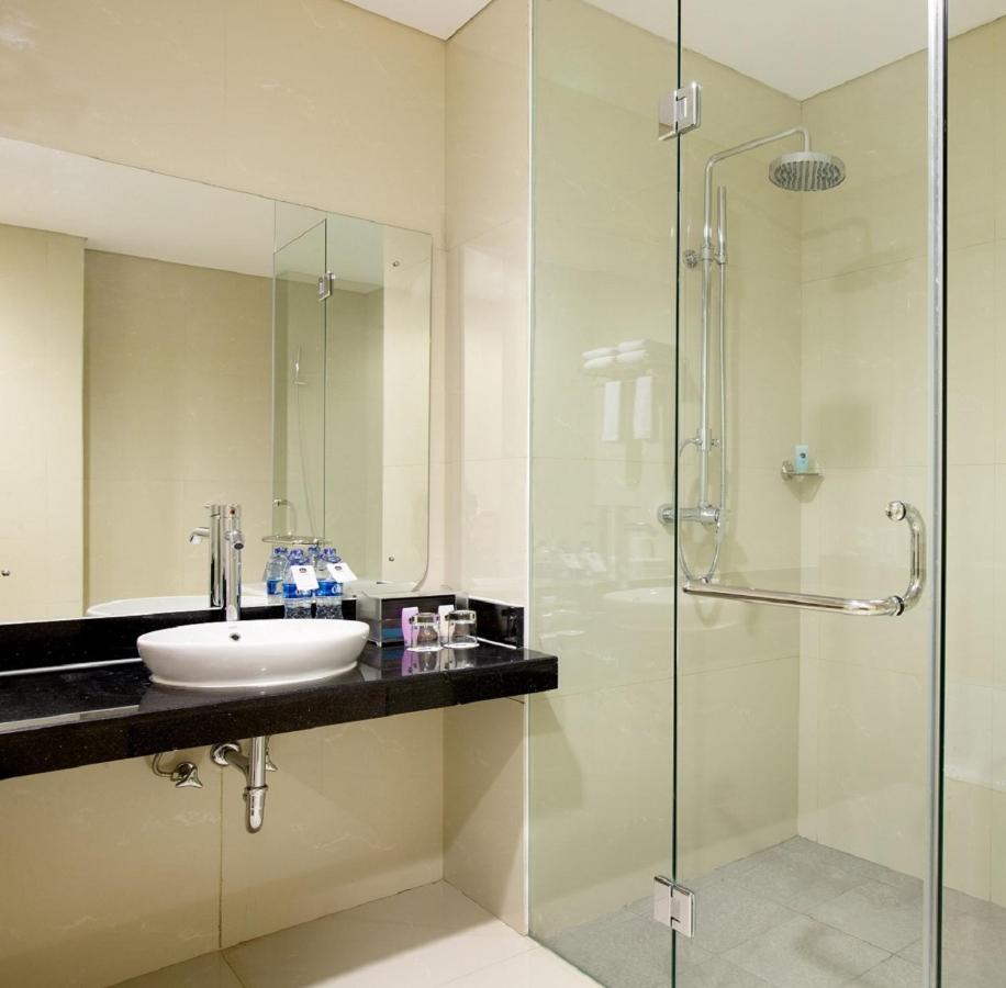 Hariston Hotel & Suites, Pluit - ג'קרטה מראה חיצוני תמונה