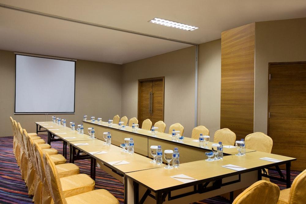 Hariston Hotel & Suites, Pluit - ג'קרטה מראה חיצוני תמונה