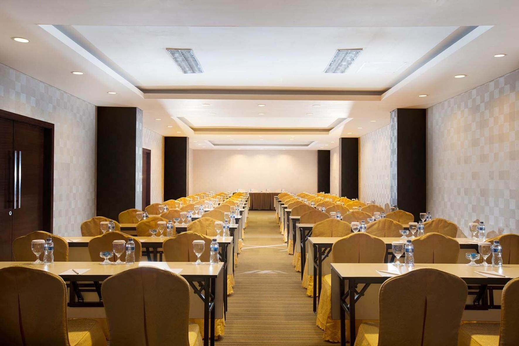 Hariston Hotel & Suites, Pluit - ג'קרטה מראה חיצוני תמונה